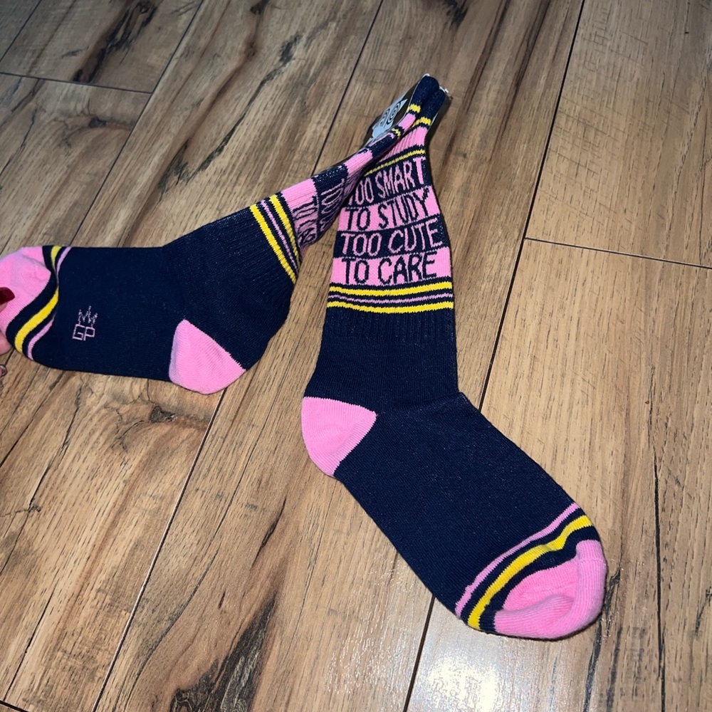 socks - Picture 3 of 3